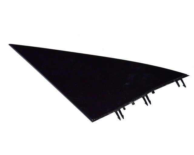 Накладка уголка зеркало правого TESLA MODEL Y 1495633-00-B Накладка уголка зеркало правого TESLA MODEL Y 1495633-00-B