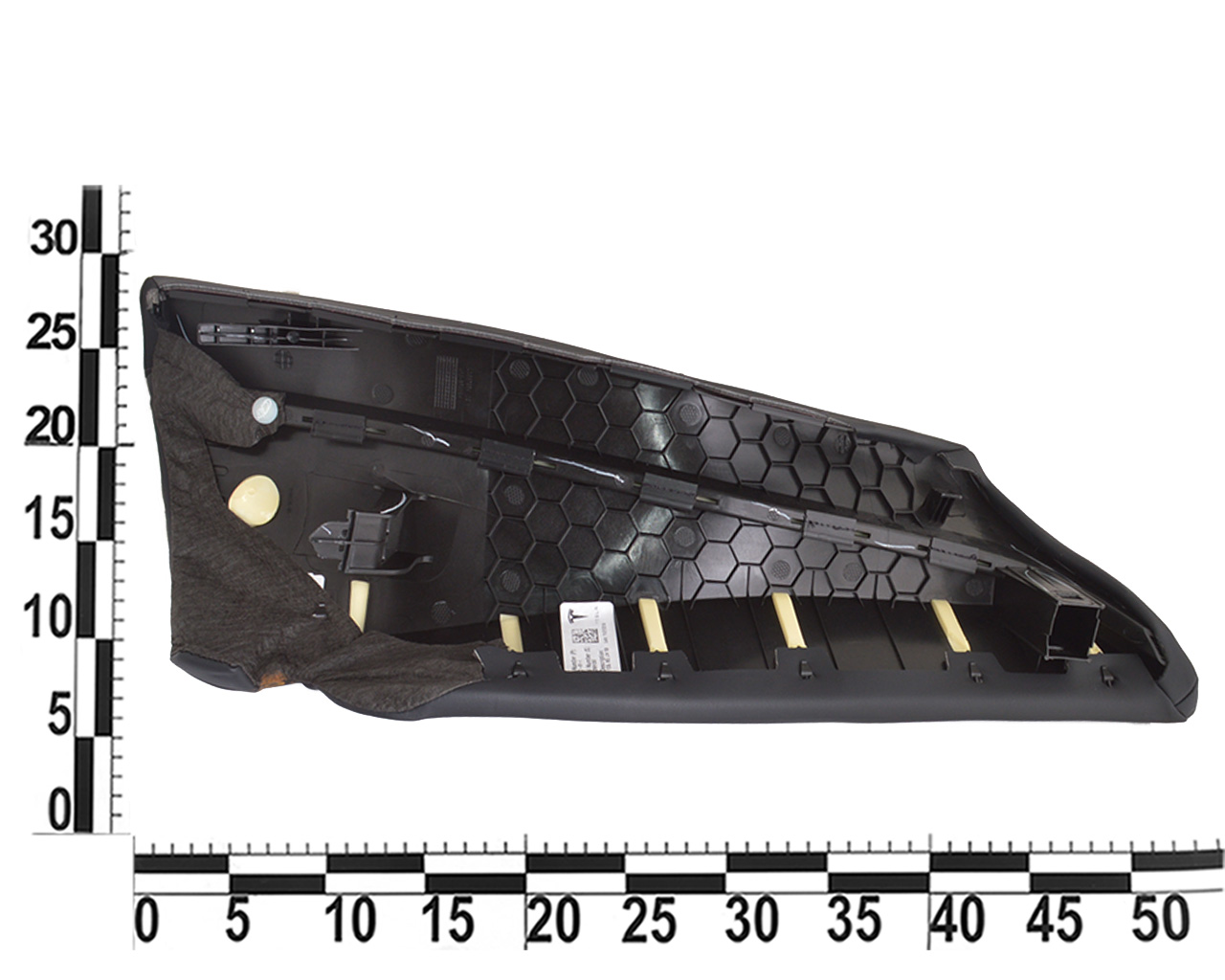 Боковушка заднего сиденья левая TESLA MODEL 3 Боковушка заднего сиденья левая TESLA MODEL 3
