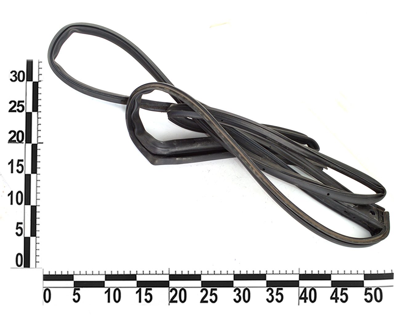 Уплотнитель двери задний  левый по периметру  Nissan Leaf 2018