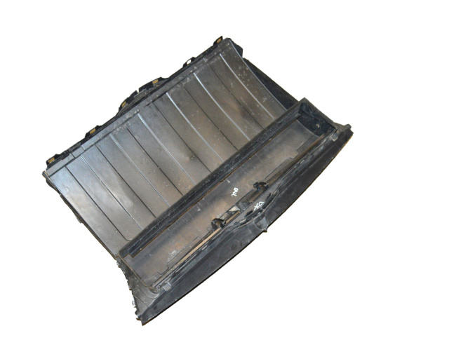 Воздухозаборник центральный в корпусе с люверсами и приводом в сборе NEW TESLA MODEL X 1034850-00-F