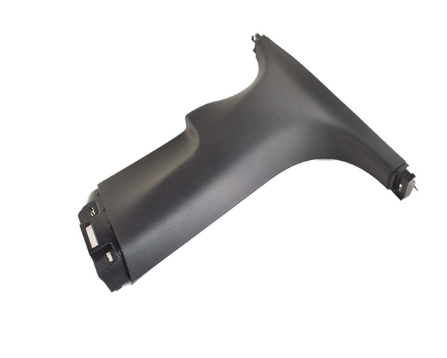 Накладка центральной стойки нижняя левая TESLA MODEL 3