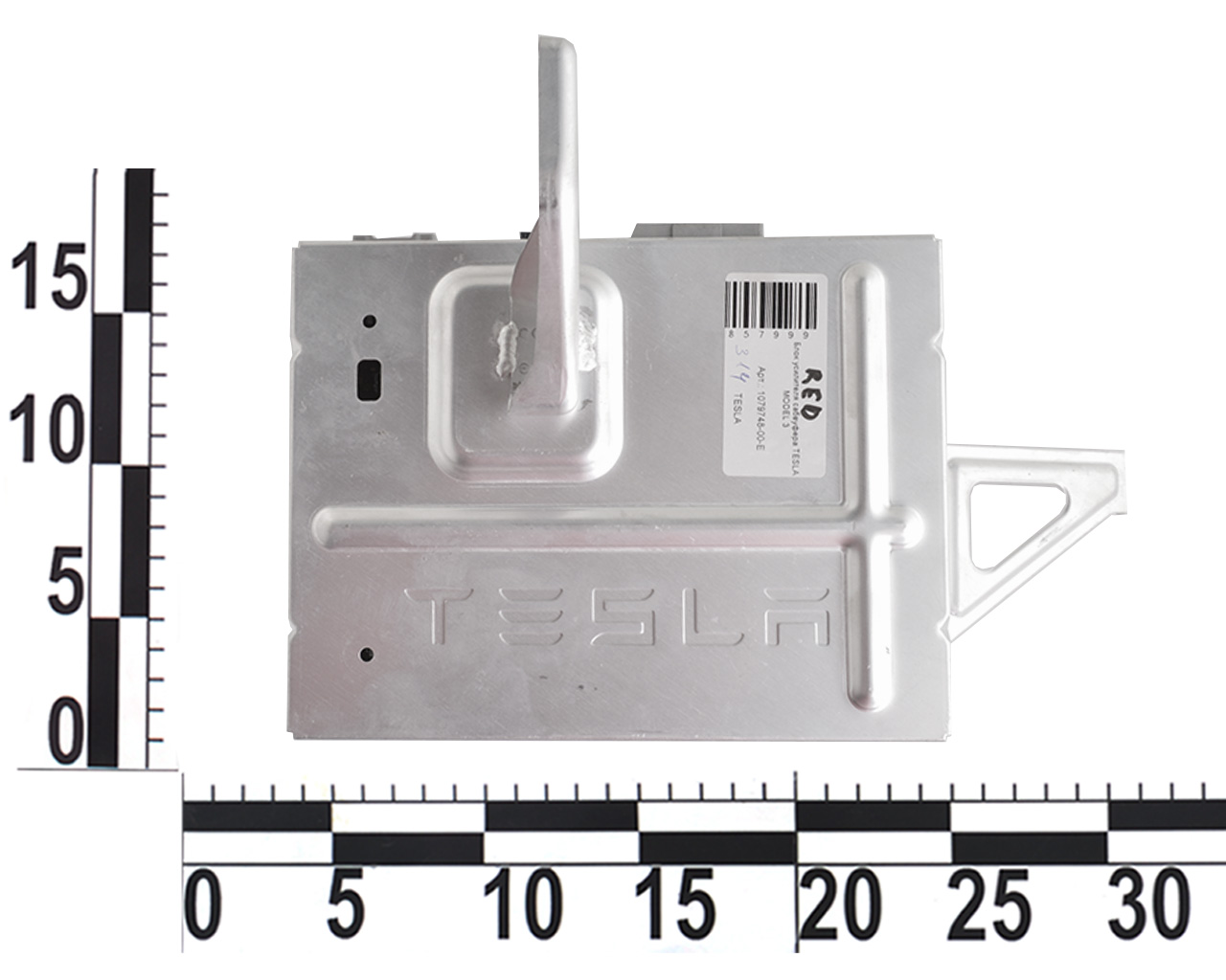 Блок усилителя сабвуфера TESLA MODEL 3