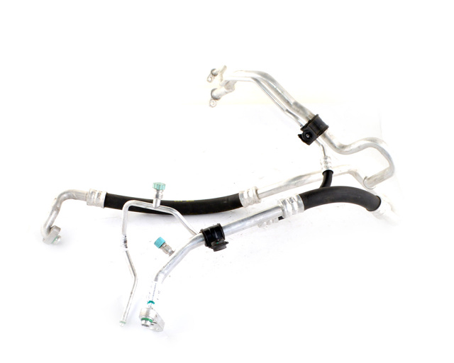 Трубка системы кондиционирования (под фрион R134a) TESLA MODEL SR