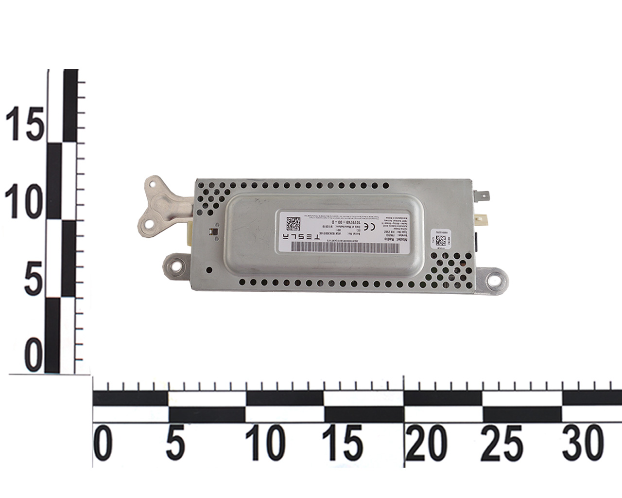 Тюнер FM TESLA MODEL 3