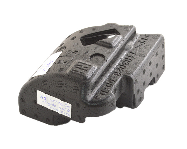 Крышка заднего сиденья правая TESLA MODEL 3 Крышка заднего сиденья правая TESLA MODEL 3