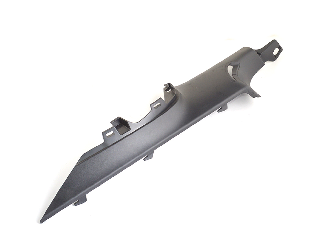 Накладка задней стойка нижняя (в багажник) левая TESLA MODEL 3