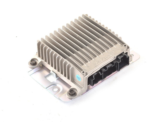 Усилитель динамиков SV/SL NISSAN LEAF