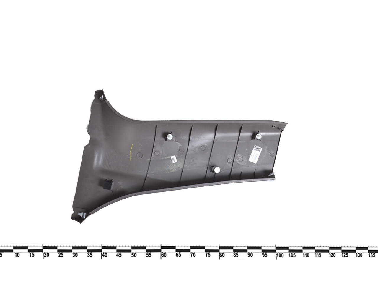 Накладка центральной стойки нижняя правая(серая) NISSAN LEAF