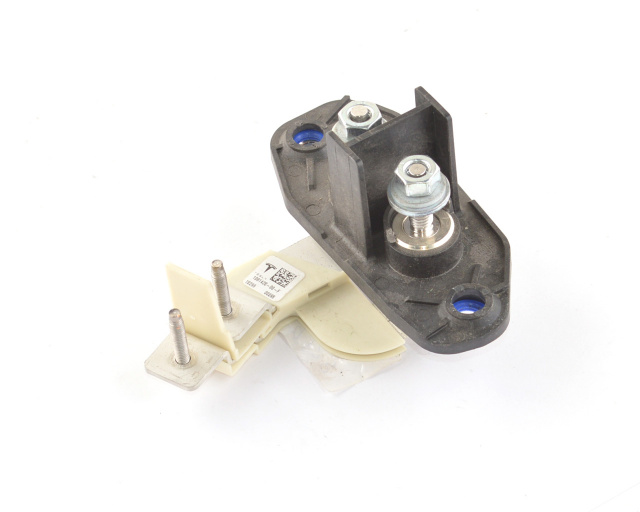 Контакт высоковольтной батареи TESLA MODEL 3