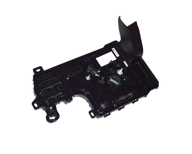 Контроллер низковольтный передний правый TESLA MODEL 3 1100340-32-I