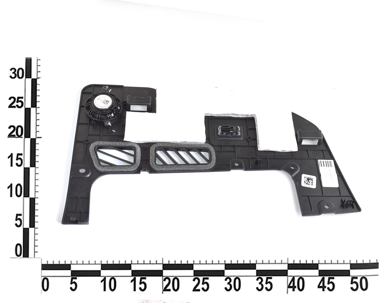 Накладка торпеды нижняя TESLA MODEL 3