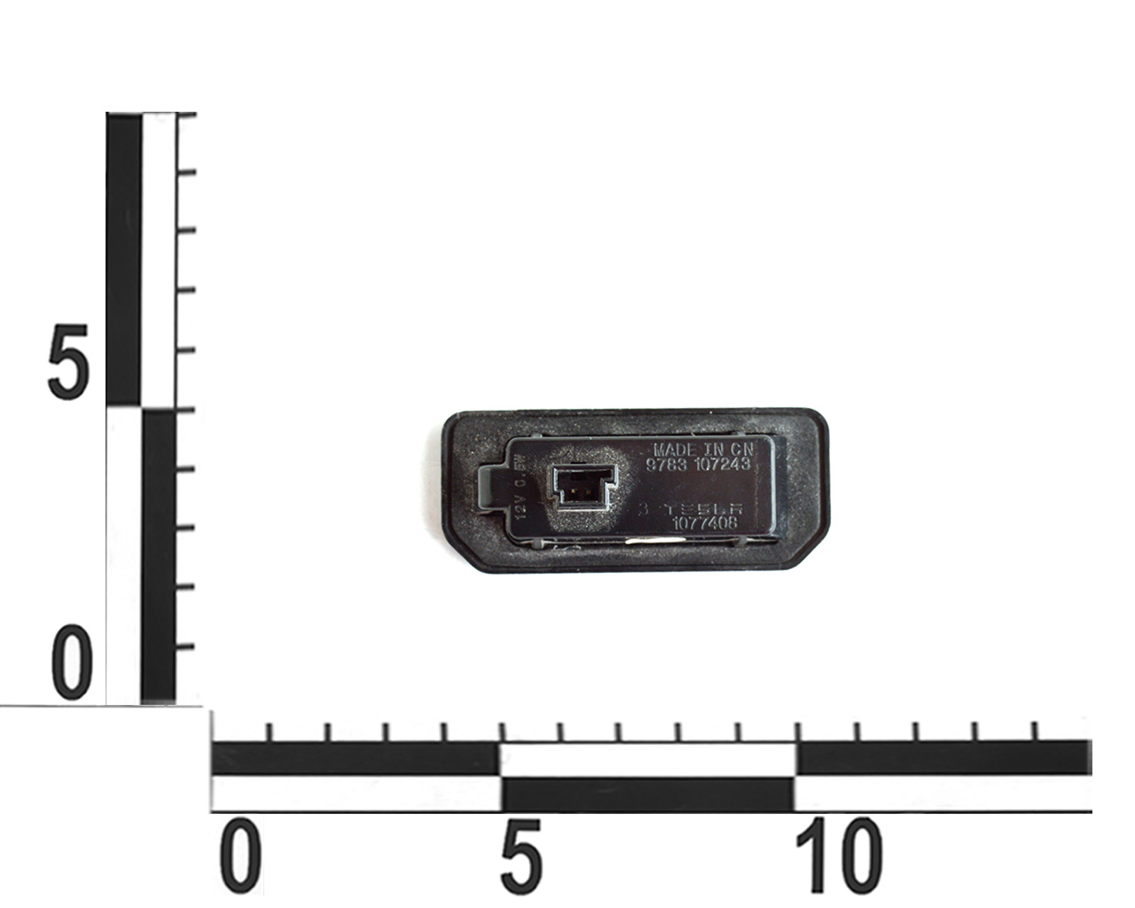 Фонарь подсветки номерного знака TESLA MODEL 3