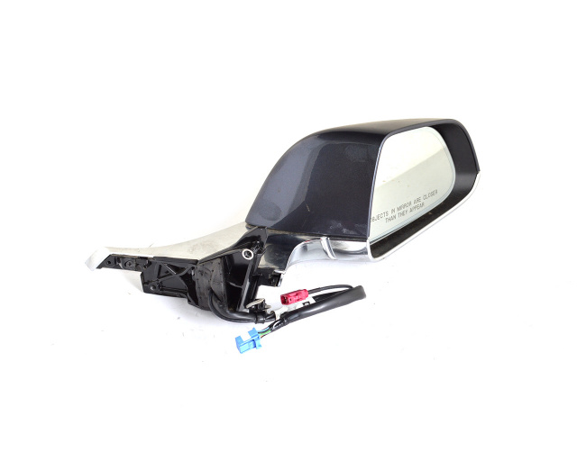 Корпус зеркала правого TESLA MODEL 3