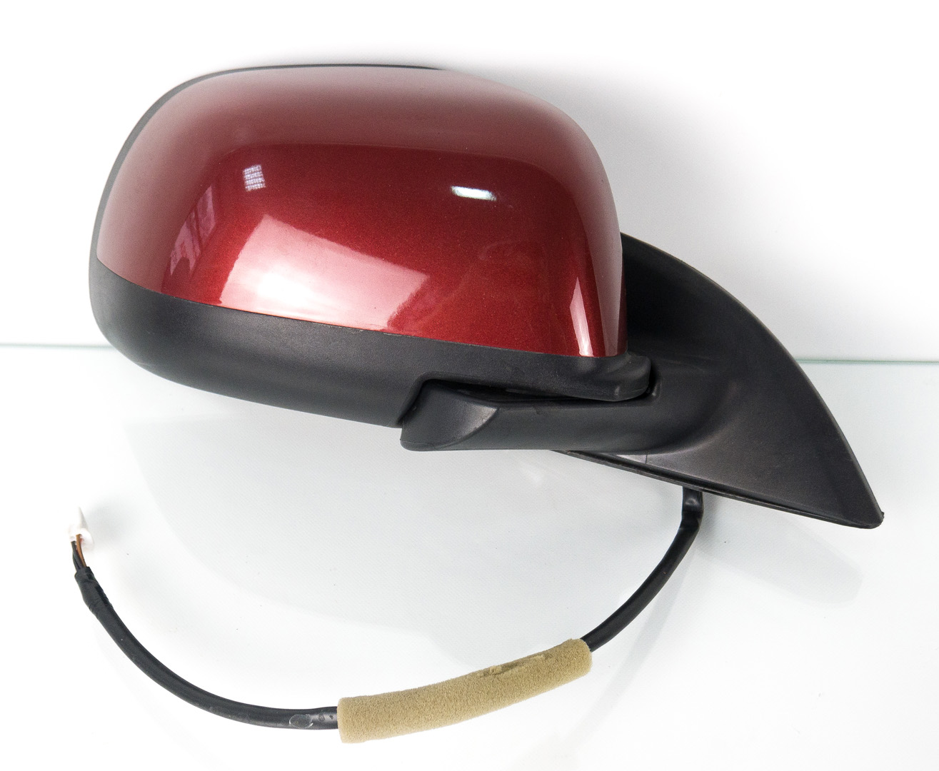 Зеркало правое (красное) NISSAN LEAF 96301-4NC0C