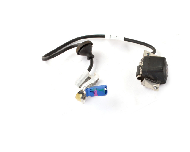 Камера заднего видаTESLA MODEL S, SR, X