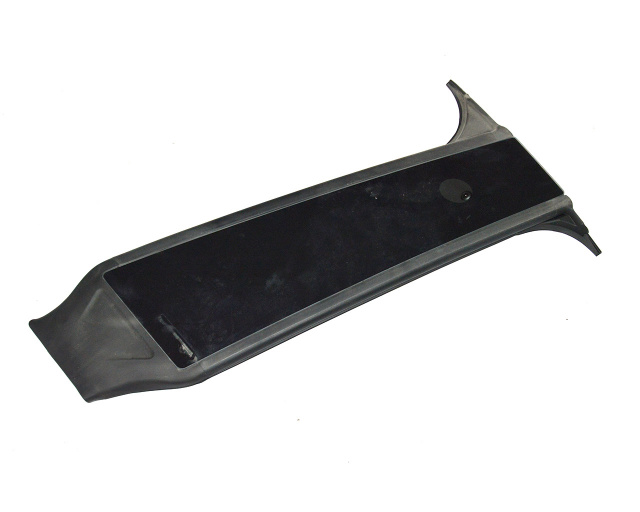 Накладка центральной стойки правая (с камерой) TESLA MODEL 3 1516258-00-E 1506886-00-H