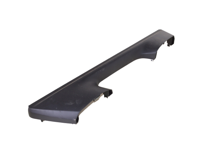 Накладка основания сидений 1-го ряда внутренняя правая (пассажира)  TESLA MODEL X 1061621-00-B