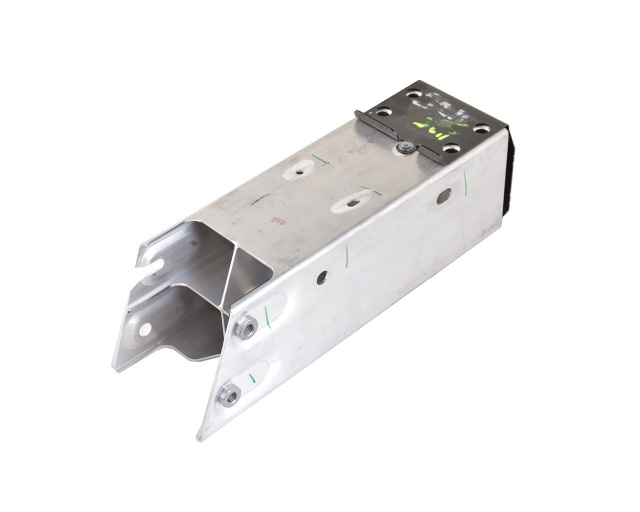 Лонжерон левый передняя часть TESLA MODEL 3 Лонжерон левый передняя часть TESLA MODEL 3