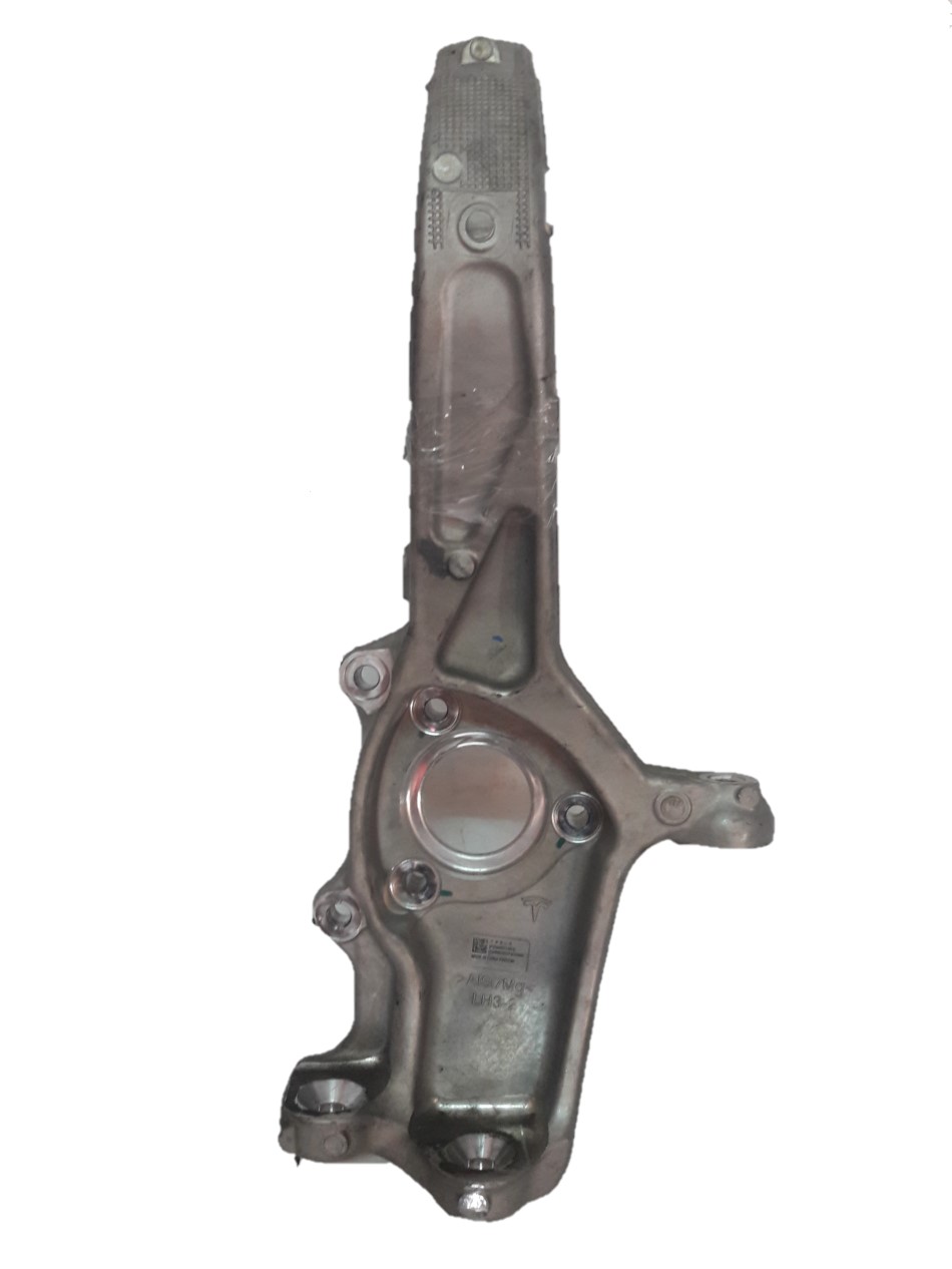 Кулак поворотный  передний левый TESLA MODEL 3