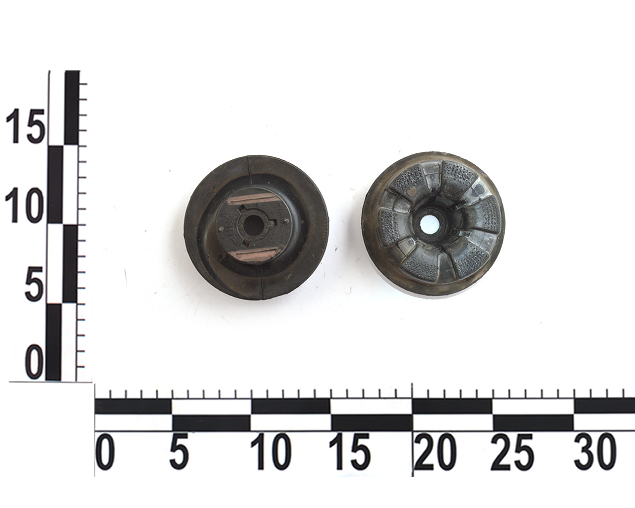 Проставки пружины задней Nissan Leaf 2013- 2018 верх