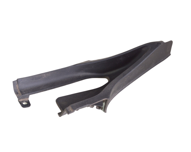 Накладка панели дворников правая Tesla Model X 1064603-00-C Накладка панели дворников правая Tesla Model X 1064603-00-C