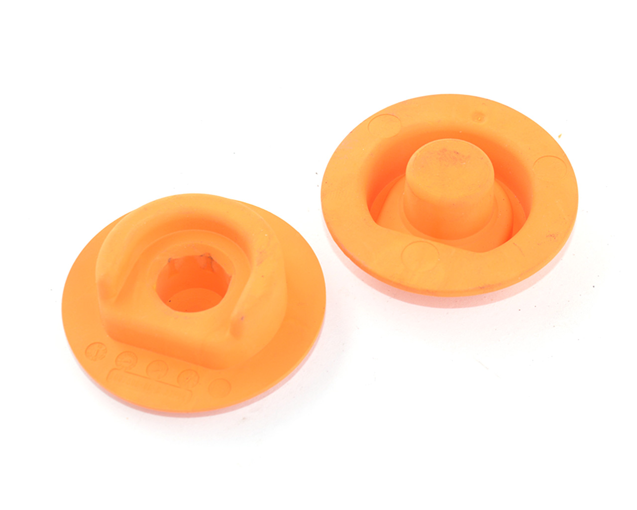 Заглушка технического отверстия ВБ TESLA MODEL 3