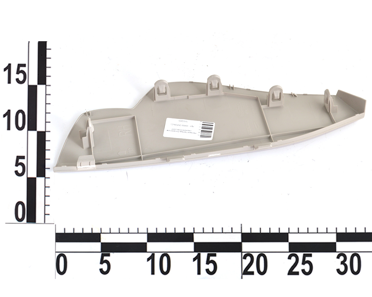 Накладка торпеды боковая прав (серая)NISSAN LEAF