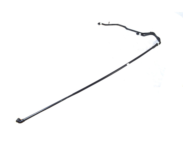 Патрубок трубопровода батарей левый TESLA MODEL 3