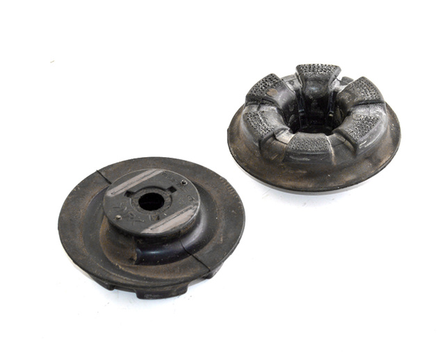 Проставки пружины задней Nissan Leaf 2013- 2018 верх