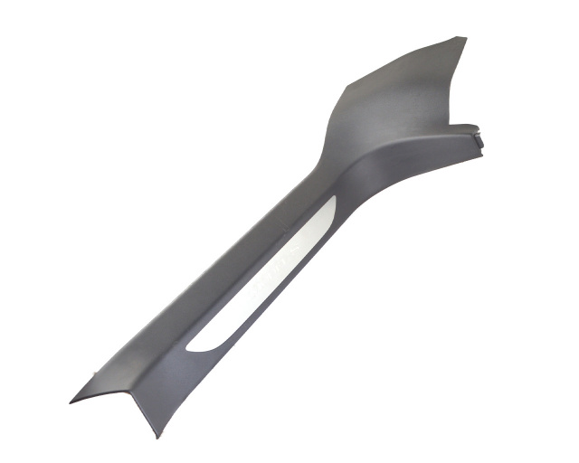 Накладка дверного пройома нижняя передняя правая внутреняя(с молдингом) TESLA MODEL S,R