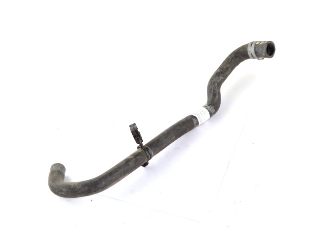 Патрубок системы охлаждения насоса TESLA MODEL S