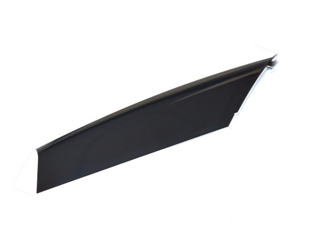 Накладка люверса нижняя левая хром TESLA MODEL SR 1056379-00-C Накладка люверса нижняя левая хром TESLA MODEL SR 1056379-00-C