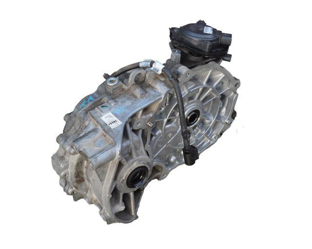 Редуктор передний Nissan Leaf 2011 320B0-3NA0A