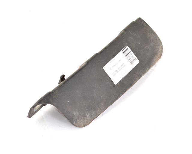 Шторка подкрылка переднего правая Nissan Leaf 2018