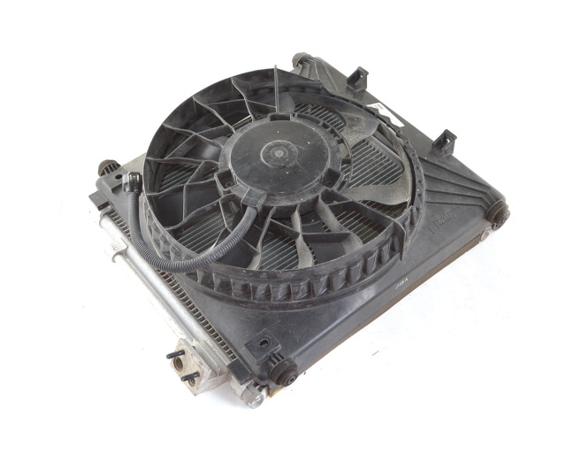 Радиатор и вентилятор кондиционера правый в сборе TESLA MODEL S,SR