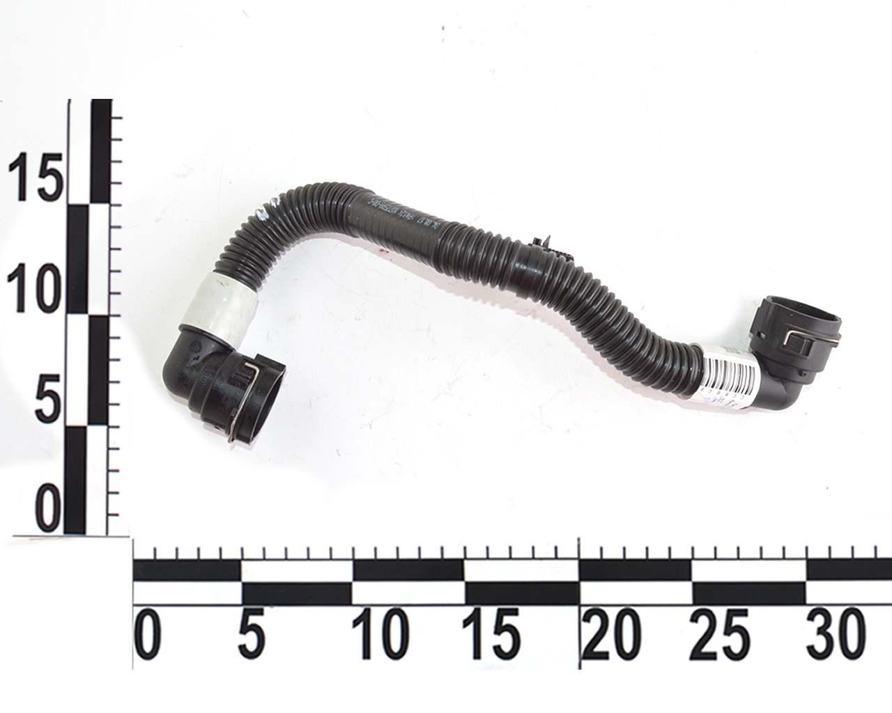Патрубок от расширительного бачка к радиатору TESLA MODEL 3