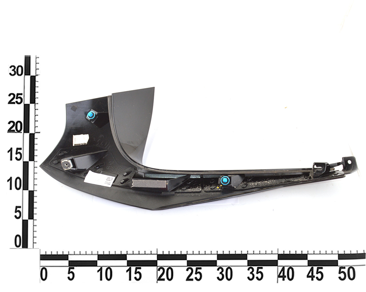 Накладка спойлера правая NISSAN LEAF 2018