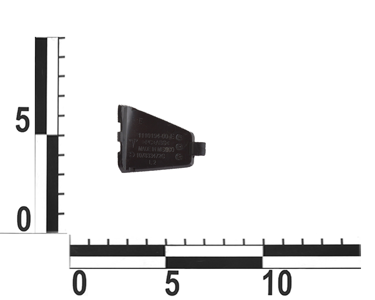 Заглушка передней двери левая TESLA MODEL 3