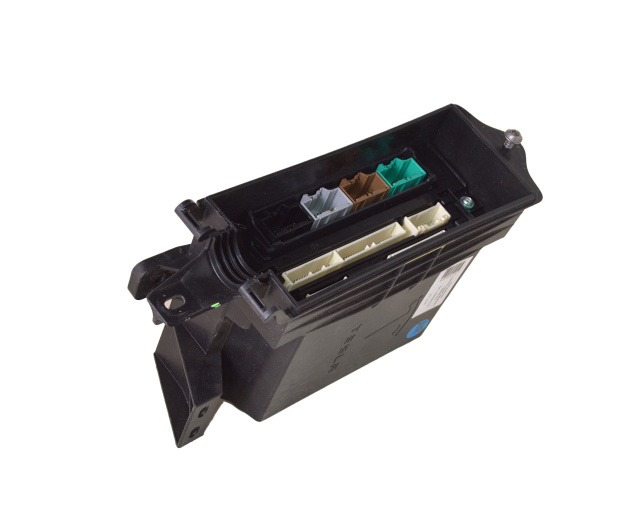 Блок управления пневмосистемой Tesla Model X 1058358-03-G