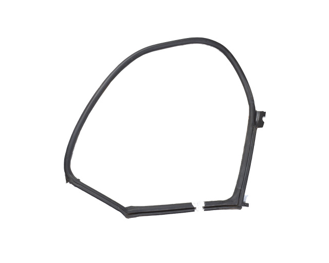 Уплотнитель дверного проема задний левый TESLA MODEL S,SR Уплотнитель дверного проема задний левый TESLA MODEL S,SR