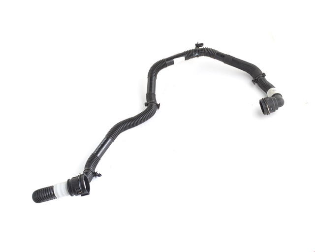 Патрубок трубопровода батарей TESLA MODEL 3