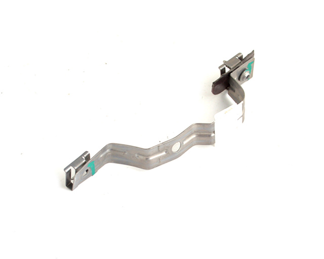 Кронштейн крыла правый (металл) TESLA MODEL 3 Кронштейн крыла правый (металл) TESLA MODEL 3