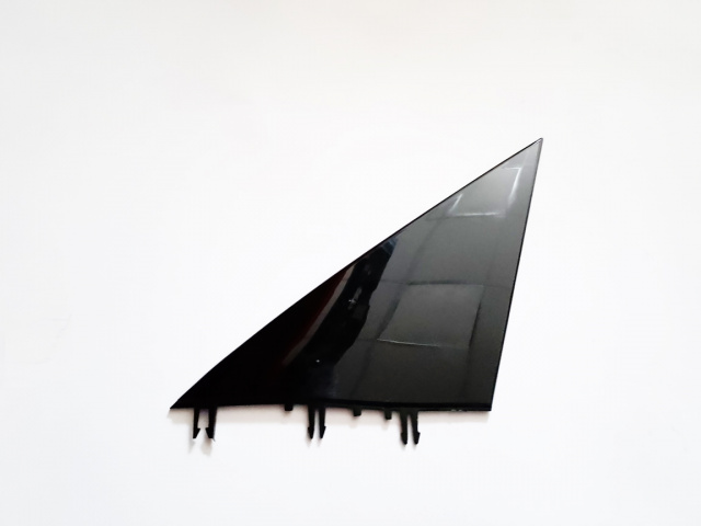 Накладка уголока зеркала левого  АНАЛОГ TESLA MODEL Y 1495632-00-B Накладка уголока зеркала левого  АНАЛОГ TESLA MODEL Y 1495632-00-B