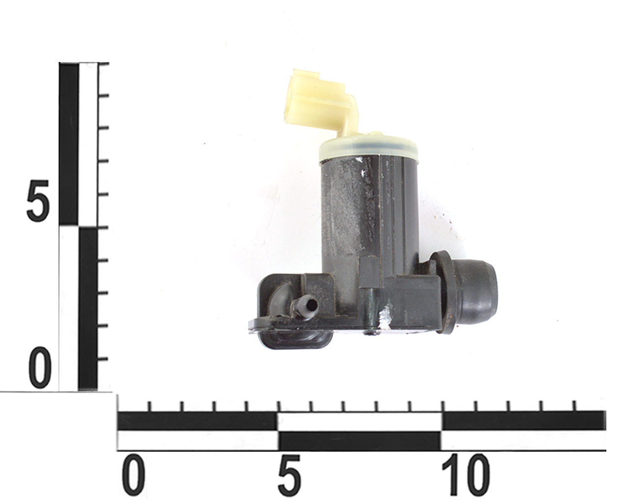 Насос бачка омывателя Nissan Leaf 2018