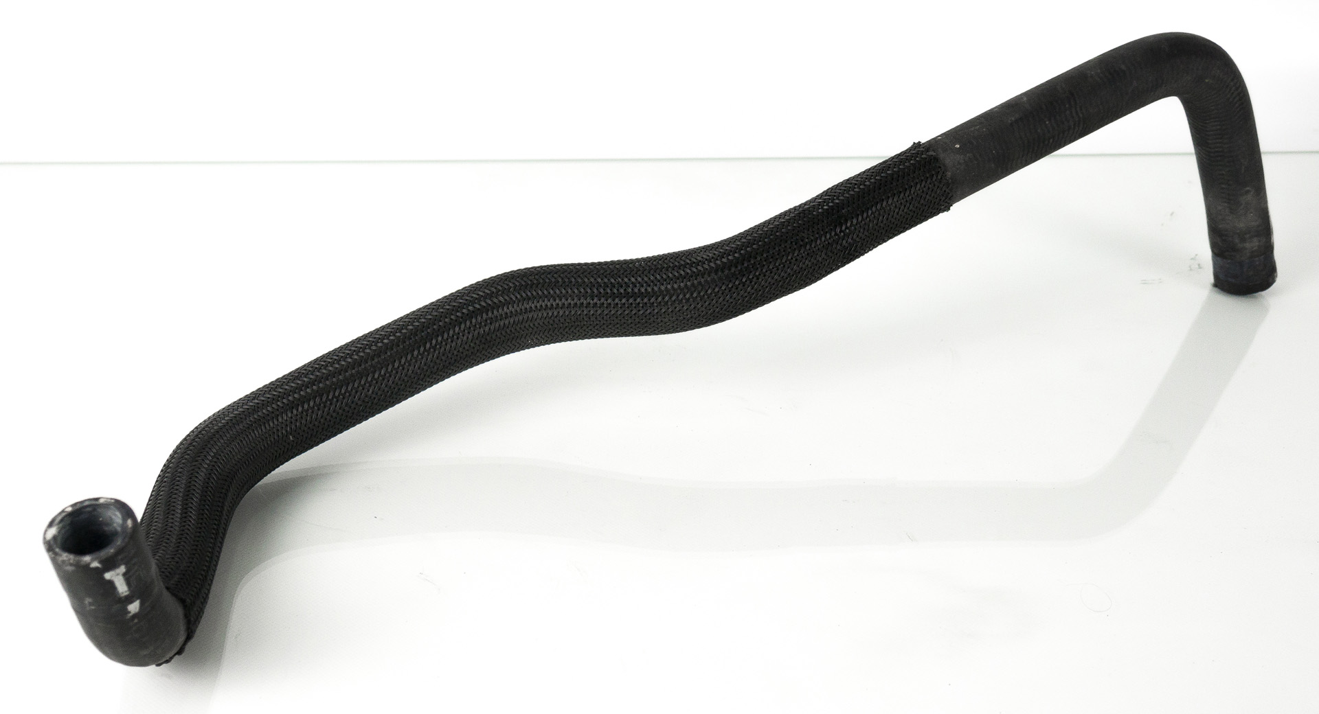 Патрубок системы охлаждения NISSAN LEAF 215033NF0A