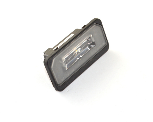 Фонарь подсветки номерного знака TESLA MODEL S, SR, X