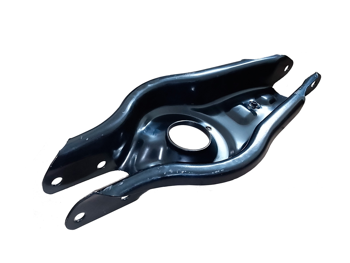 Рычаг задний средний широкий (под пружину) TESLA MODEL 3 1044451-00-F