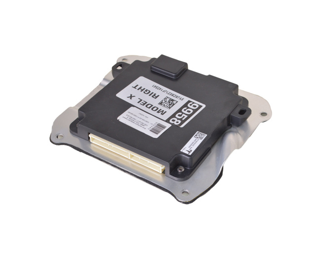 Блок контроля передней правой двери TESLA MODEL X 1050183-00-F / 1050183-00-E