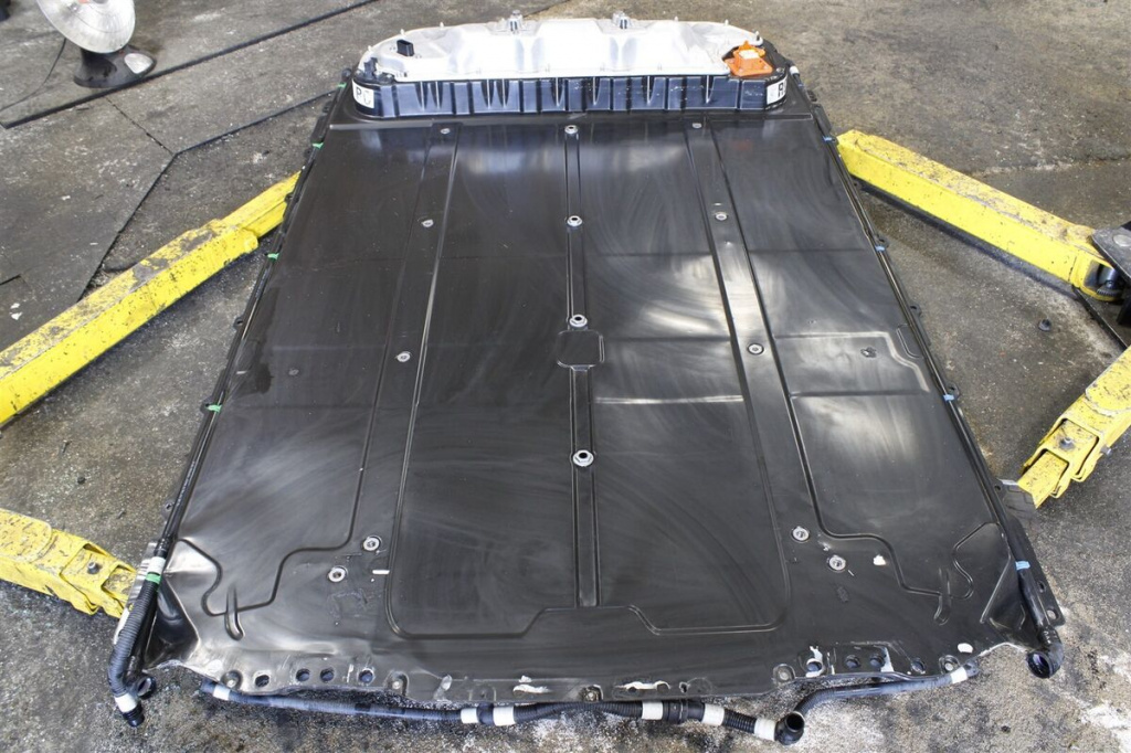 battery_tesla_3.jpg