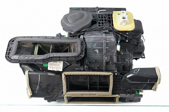Печка отопитель в сборе NISSAN LEAF 27210-9RA0B Печка отопитель в сборе NISSAN LEAF 27210-9RA0B